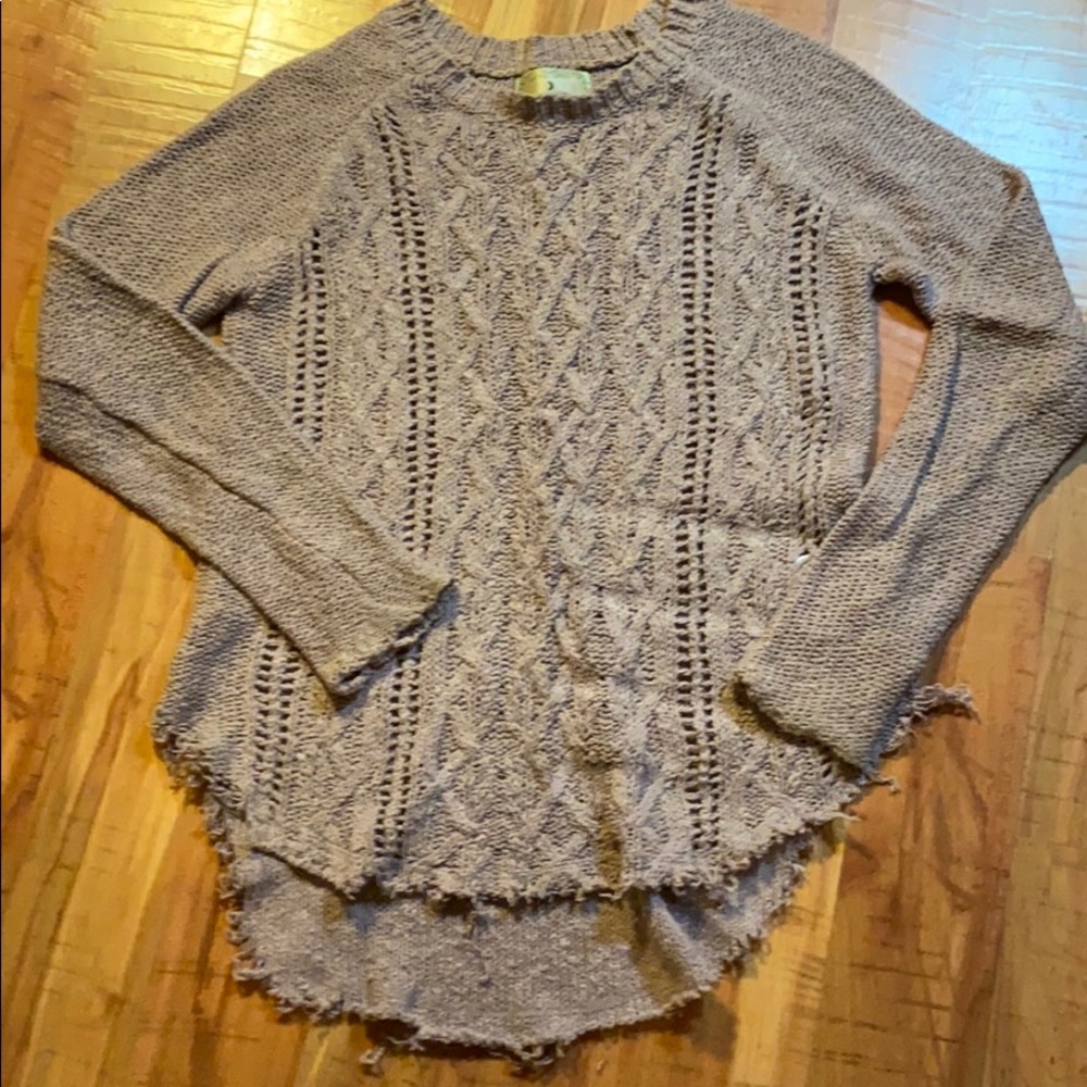 Ruby Moon Sweater by Anthropologie⭐️3/$20⭐️